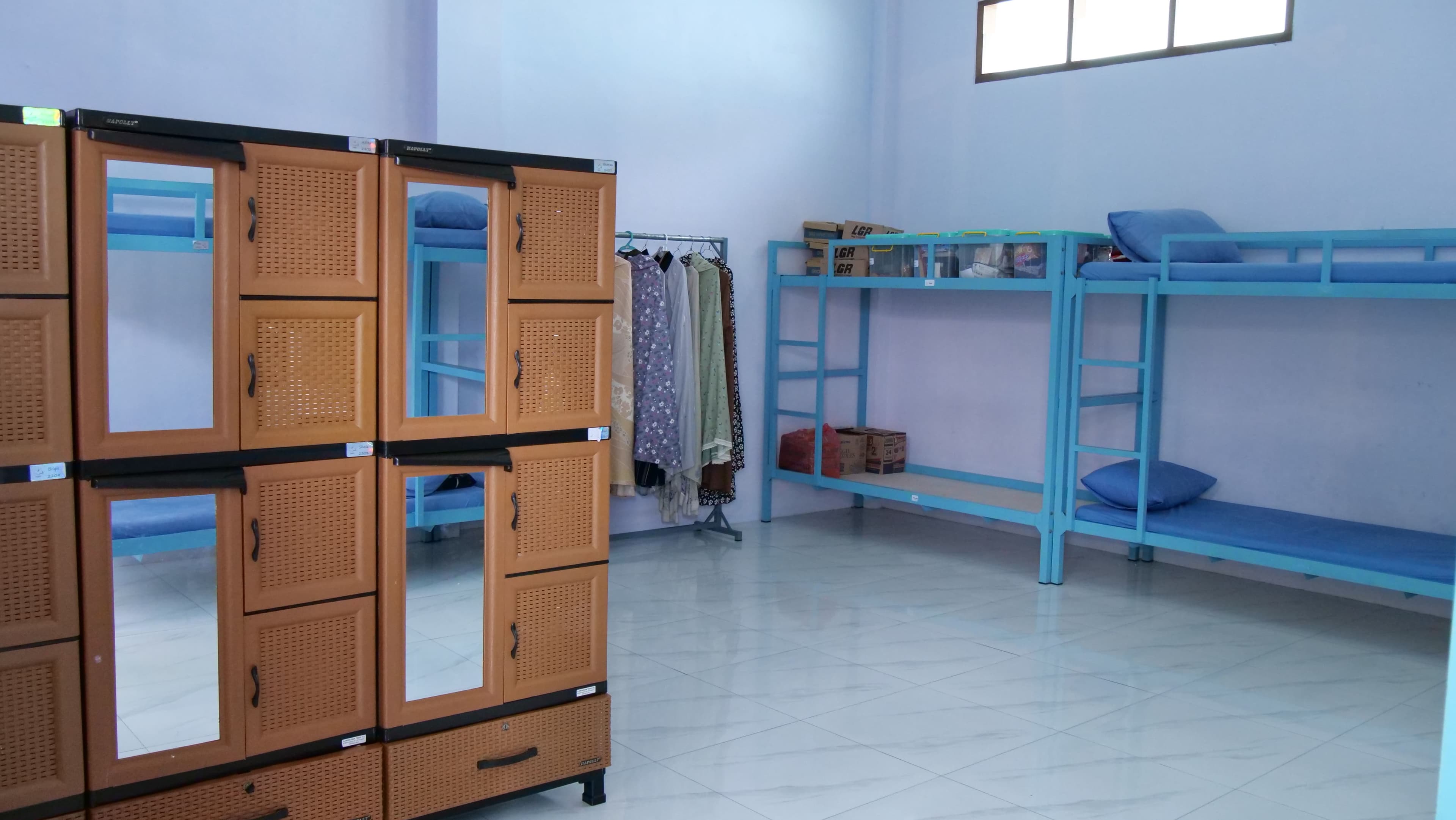 Kamar tidur santri putra Pesantren Gratis Klaten
